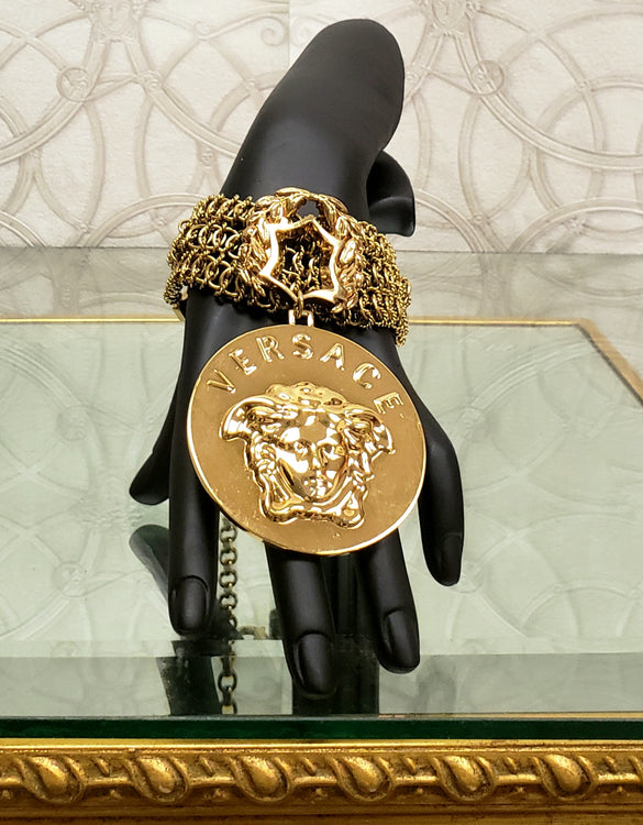 F/W 2014 LOOK # 32 EVERYWHERE ICONIC VERSACE GOLD PLATED CHAIN MEDUSA BRACELET