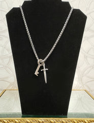 Spring 2011 L# 43 NEW VERSACE SILVER TONE KEY and DAGGER METAL CHAIN