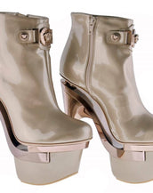 New VERSACE TRIPLE PLATFORM ROSE GOLD LEATHER BOOTIE BOOTS 40.5 - 10.5