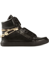 New VERSACE VERSUS Black Studded Leather Sneakers w/ Chain & Pin 39 - 9
