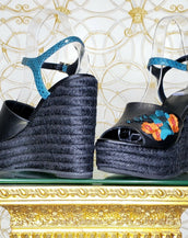NEW VERSACE BLACK LEATHER and FLORAL EMBROIDERY WEDGE SANDALS  38.5 - 8.5