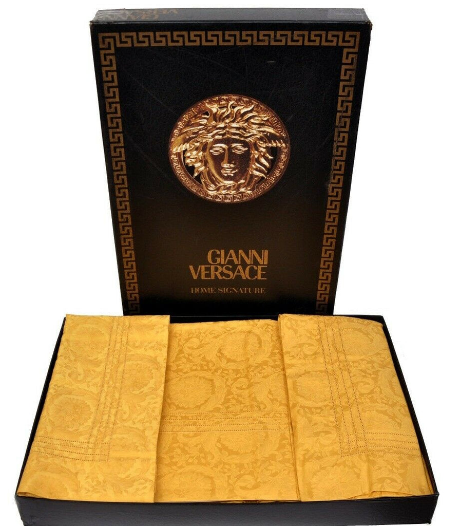 90-S VINTAGE RARE GIANNI VERSACE GOLD BAROQUE SHEET SET  *BRAND NEW!*